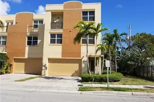 1635 NE 11th St, Fort Lauderdale, FL 33304 - Photo 1