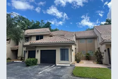 16360 Malibu Drive, Weston, FL 33326 - Photo 1