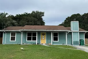 6101 Balsam Dr, Fort Pierce, FL 34982 - Photo 1