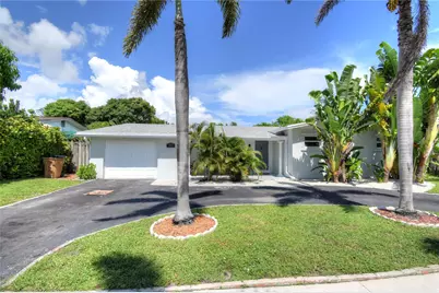 301 SE 12th Street, Deerfield Beach, FL 33441 - Photo 1