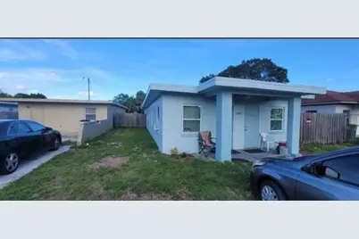 808 17th Street, Fort Pierce, FL 34950 - Photo 1