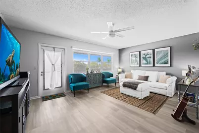 318 Oakridge R #318, Deerfield Beach, FL 33442 - Photo 1