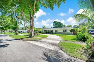 836 Orchid Dr, Plantation, FL 33317 - Photo 1