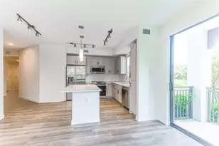 8894 NW 44th St Unit, Sunrise, FL 33351 - Photo 1