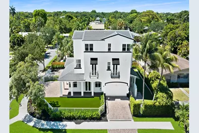 802 SW 13th Street, Fort Lauderdale, FL 33315 - Photo 1