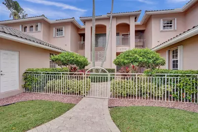 2770 NE 15th #201, Fort Lauderdale, FL 33304 - Photo 1