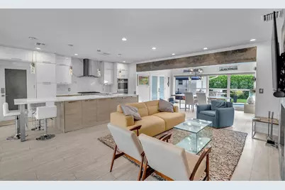 2212 NE 32nd Avenue, Fort Lauderdale, FL 33305 - Photo 1