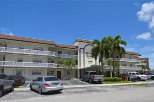 4200 Crystal Lake Dr Unit, Deerfield Beach, FL 33064 - Photo 1