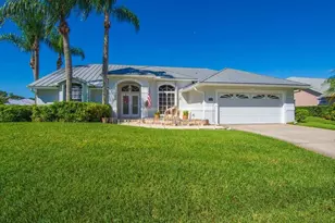525 46th Ct, Vero Beach, FL 32968 - Photo 1