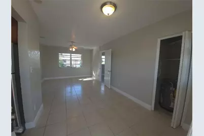 5810 NE 14th Road #6, Fort Lauderdale, FL 33334 - Photo 1