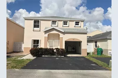 7061 SW 41st Place, Davie, FL 33314 - Photo 1