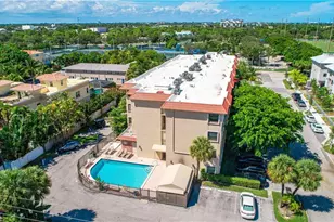 615 NE 12th Ave, Fort Lauderdale, FL 33304 - Photo 1