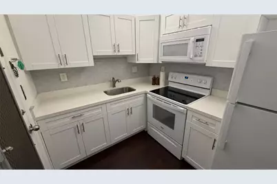 3040 NE 16th Avenue #305, Oakland Park, FL 33334 - Photo 1