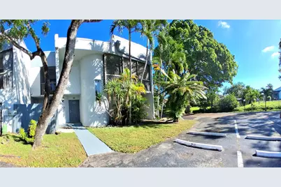 2718 S University Drive #17B, Fort Lauderdale, FL 33328 - Photo 1