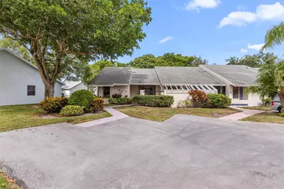 10971 Lake Front Place #10971, Boca Raton, FL 33498 - Photo 1