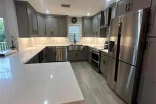 445 NE 1st St, Pompano Beach, FL 33060 - Photo 1