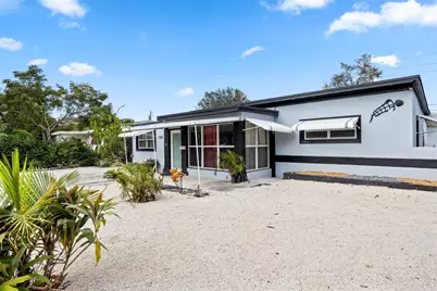 1525 NE 160th Street, North Miami Beach, FL 33162 - Photo 1