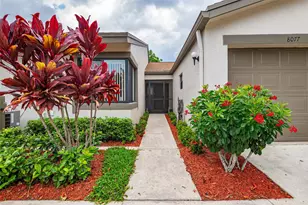 8077 Whispering Palm Dr, Boca Raton, FL 33496 - Photo 1