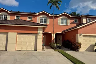 1007 NW 100th Ave, Pembroke Pines, FL 33024 - Photo 1