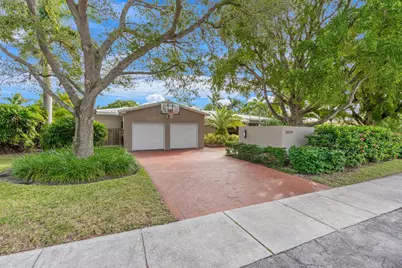 1624 Middle River Drive, Fort Lauderdale, FL 33305 - Photo 1