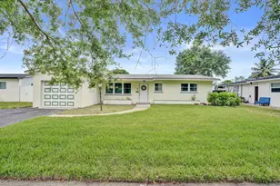 731 SW 71st Terrace, Pembroke Pines, FL 33023 - Photo 1