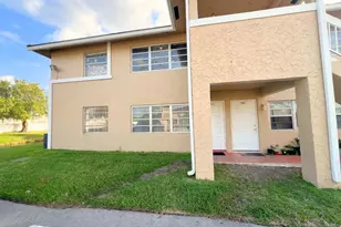 843 Twin Lakes Dr, Coral Springs, FL 33071 - Photo 1