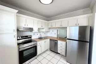 6005 Del Lago Cir, Sunrise, FL 33313 - Photo 1