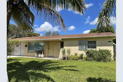 671 NW 38th Street, Deerfield Beach, FL 33064 - Photo 1