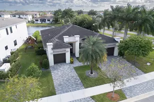 10660 S Lago Vista Cir, Parkland, FL 33076 - Photo 1