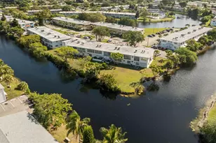 52 NE 204th St, Miami, FL 33179 - Photo 1