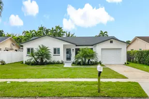 8926 SW 7th St, Boca Raton, FL 33433 - Photo 1