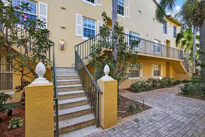 1040 Lake Shore Drive #203, Lake Park, FL 33403 - Photo 1