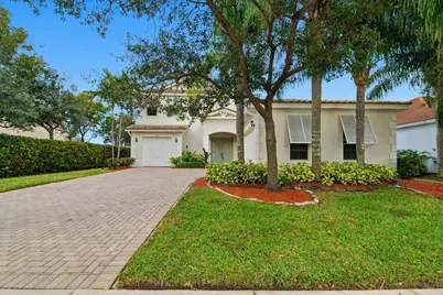 182 Palm Beach Plantation Boulevard, West Palm Beach, FL 33411 - Photo 1