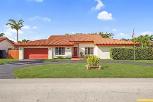 18910 W Oakmont, Hialeah, FL 33015 - Photo 1