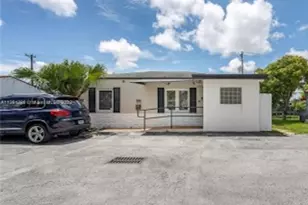 4540 NW 7th St, Miami, FL 33126 - Photo 1