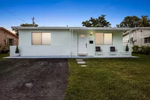 6888 NW 30th St, Sunrise, FL 33313 - Photo 1