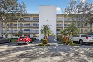 101 SW 132nd Way, Hollywood, FL 33027 - Photo 1