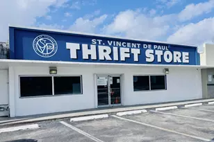 2323 N Dixie Hwy, Pompano Beach, FL 33060 - Photo 1