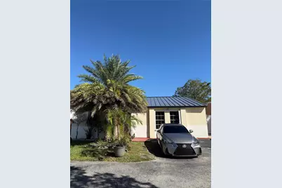 19783 NW 64th Place, Hialeah, FL 33015 - Photo 1