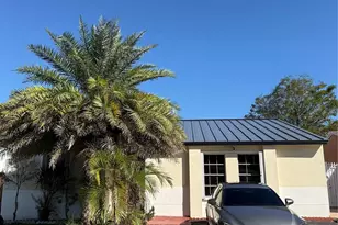 19783 NW 64th Pl, Hialeah, FL 33015 - Photo 1