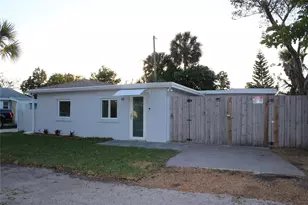 522 SE 20th Ct, Boynton Beach, FL 33435 - Photo 1