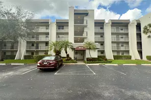 9311 Orange Grove Dr, Davie, FL 33324 - Photo 1