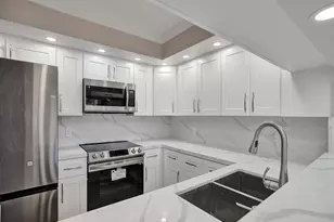 701 SW 142nd Ave, Pembroke Pines, FL 33027 - Photo 1