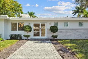 2020 N Victoria Park Rd, Fort Lauderdale, FL 33305 - Photo 1