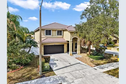 414 SW 205th Avenue, Pembroke Pines, FL 33029 - Photo 1