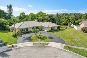 22299 Solitude Dr, Boca Raton, FL 33428 - Photo 1