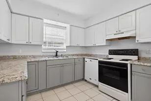 536 SE 20th Ave, Deerfield Beach, FL 33441 - Photo 1