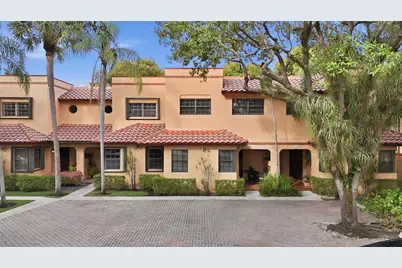 261 NE 16th Place #305, Fort Lauderdale, FL 33305 - Photo 1