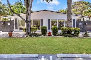 2412 NE 4th St, Pompano Beach, FL 33062 - Photo 1