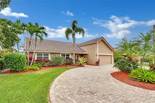 8324 NW 80 St, Tamarac, FL 33321 - Photo 1
